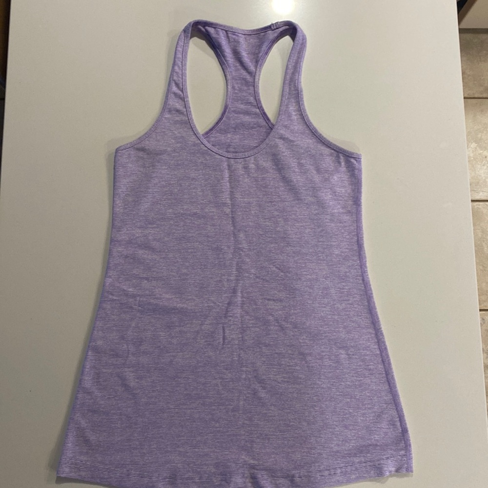Lululemon tank